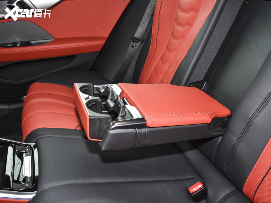 2021R8ϵT Ŀ 840i TI܇ M\b