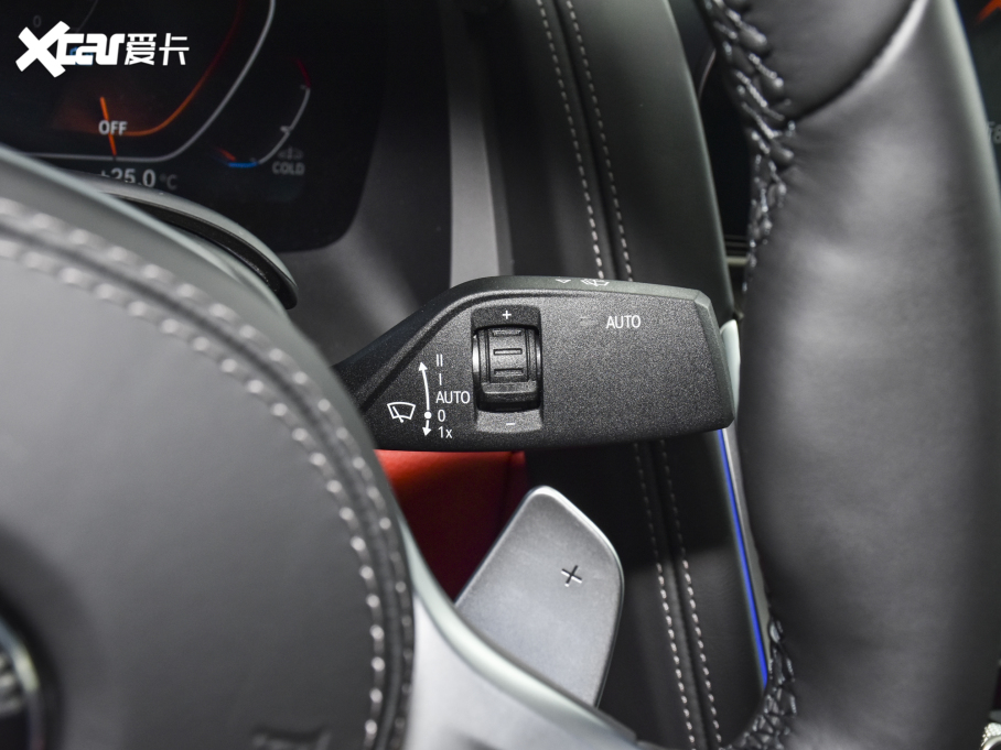 2021R8ϵT Ŀ 840i TI܇ M\b