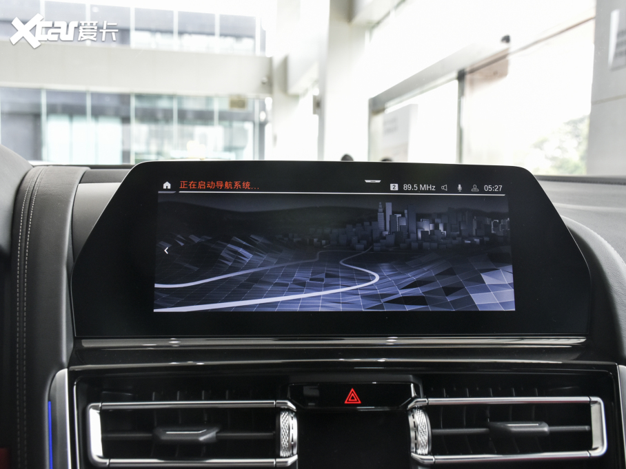 2021R8ϵT Ŀ 840i TI܇ M\b