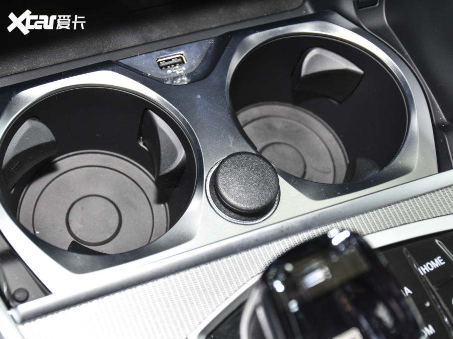 2021R8ϵT Ŀ 840i TI܇ M\b