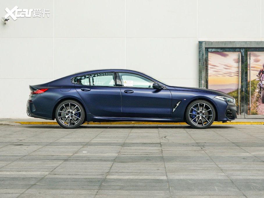 2022R8ϵT 840i TI܇ M\b