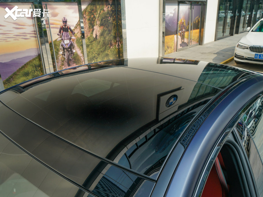 2022��R8ϵ���T 840i ���T�I��܇ M�\�����b