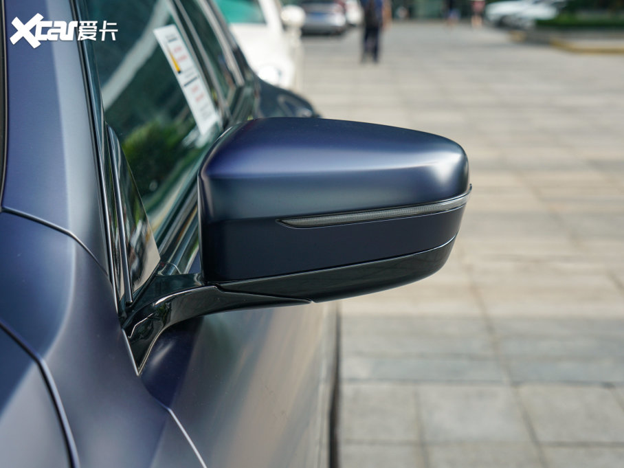 2022R8ϵT 840i TI܇ M\b