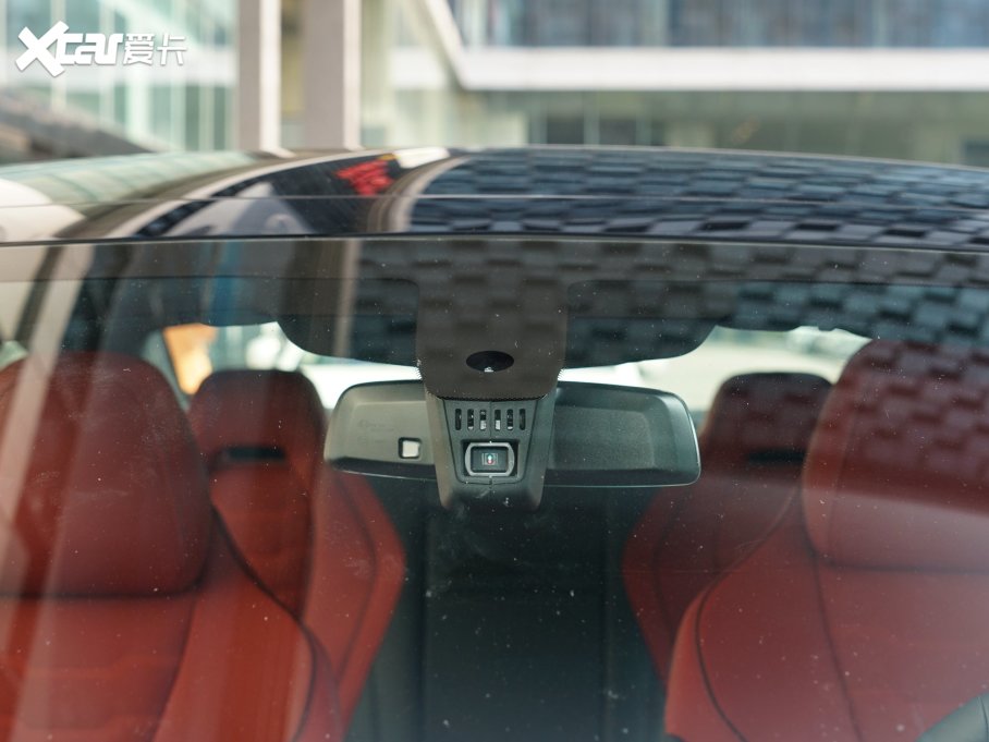 2022��R8ϵ���T 840i ���T�I��܇ M�\�����b