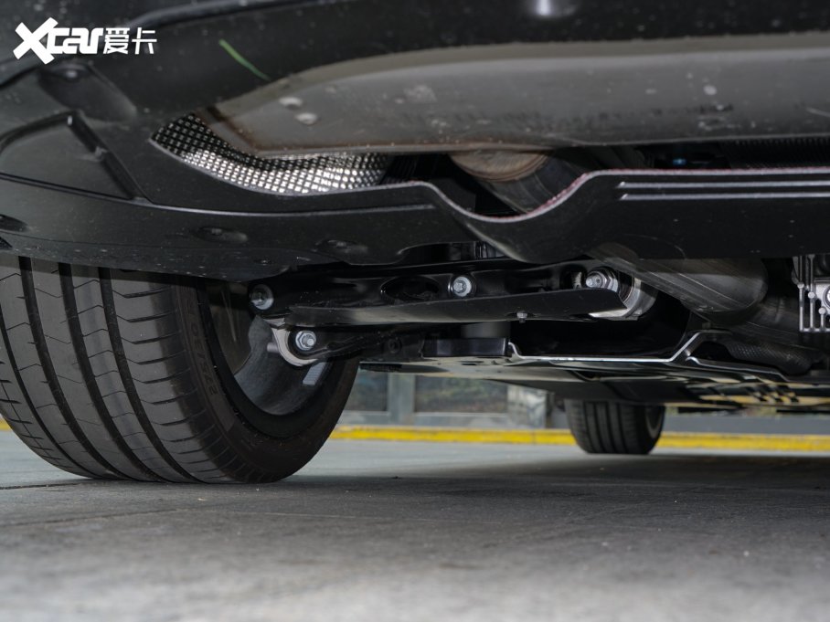 2022R8ϵT 840i TI܇ M\b