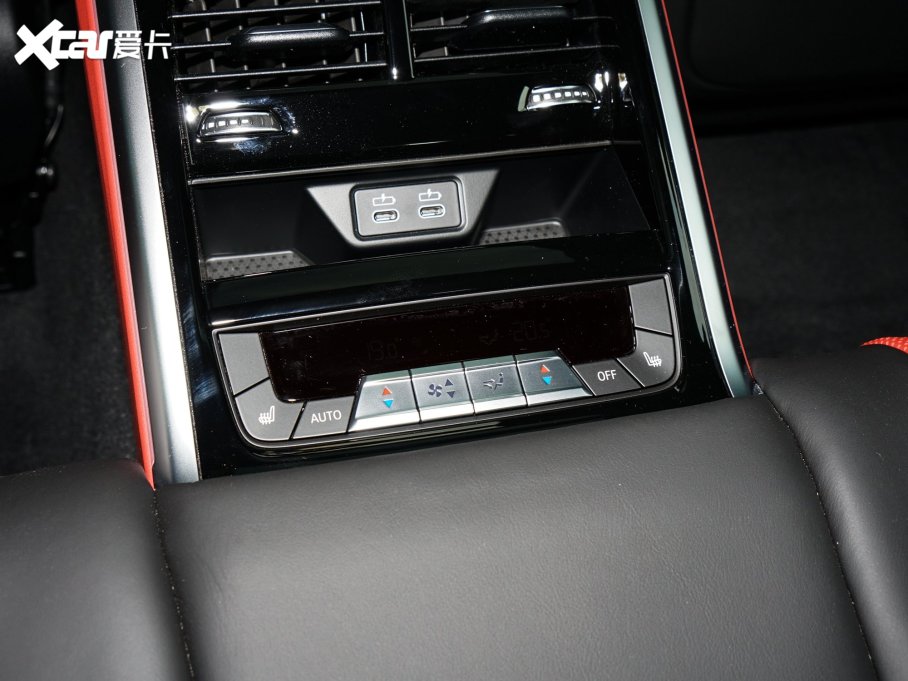 2022R8ϵT 840i TI܇ M\b