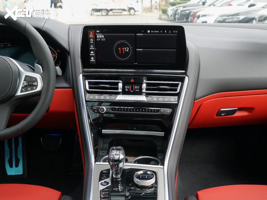 2022R8ϵT 840i TI܇ M\b