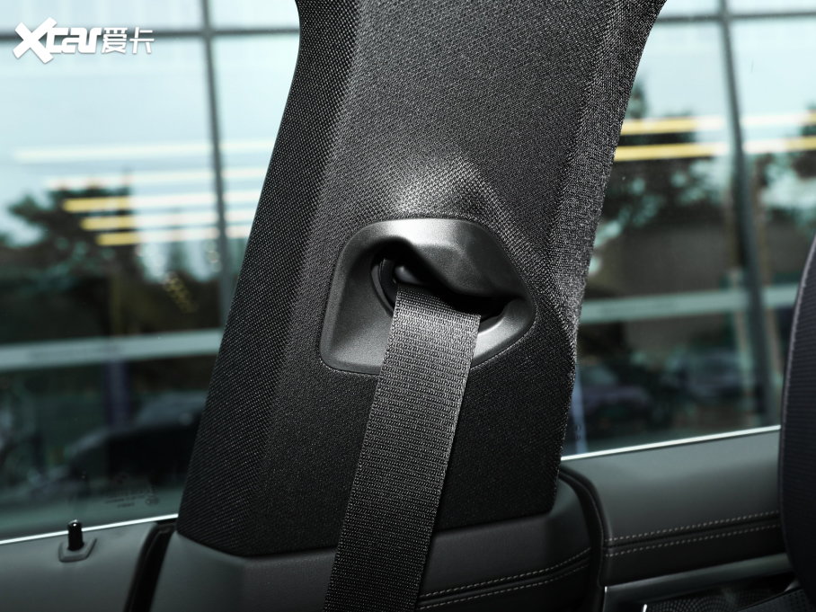 2022R8ϵT 840i xDrive TI܇ M\b