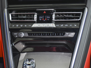 2021Ŀ 840i TI܇ M\b {