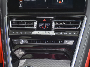 2021Ŀ 840i TI܇ M\b {{