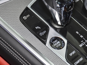 2021Ŀ 840i TI܇ M\b п؅^