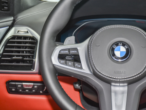 2021Ŀ 840i TI܇ M\b п؅^