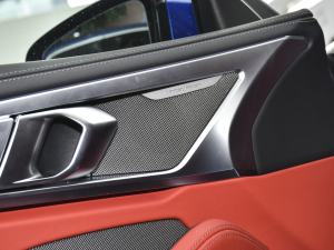 2021Ŀ 840i TI܇ M\b п؅^