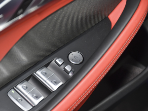 2021Ŀ 840i TI܇ M\b п؅^