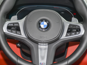 2021Ŀ 840i TI܇ M\b п؅^