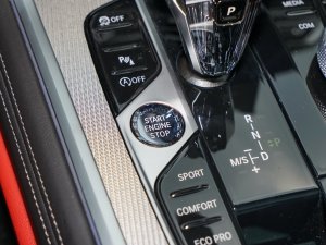 2022840i TI܇ M\b п؅^