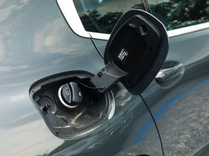 2022840i xDrive TI܇ M\b w