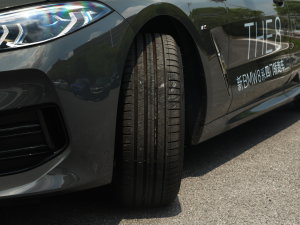 2022840i xDrive TI܇ M\(yn)b (x)(ji)^