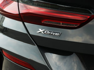 2022840i xDrive TI܇ M\b ^