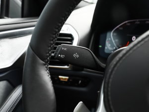 2022840i xDrive TI܇ M\(yn)b п؅^(q)