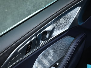 2022840i xDrive TI܇ M\b п؅^