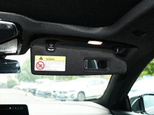 2022840i xDrive TI܇ M\b ꖰ壨ң