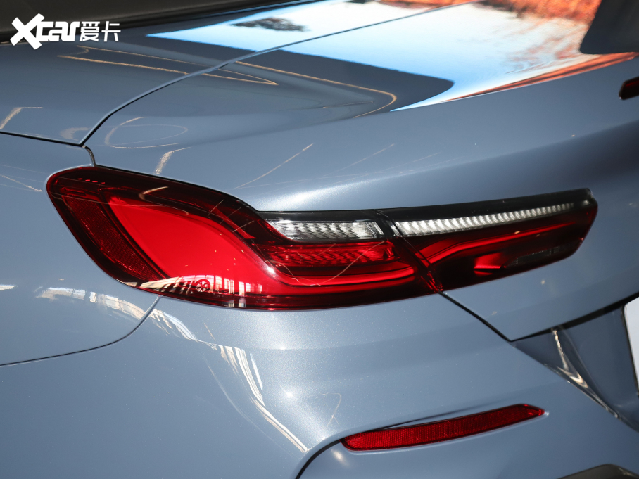 2021R8ϵ Ŀ 840i I܇ M\b