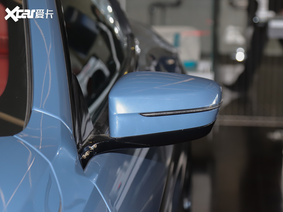 2021R8ϵ Ŀ 840i I܇ M\b