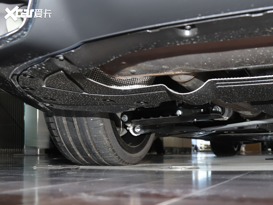 2021R8ϵ Ŀ 840i I܇ M\b