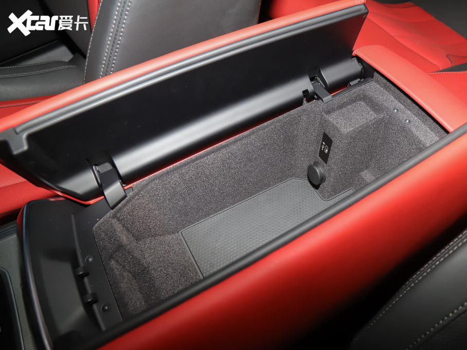 2021R8ϵ Ŀ 840i I܇ M\b