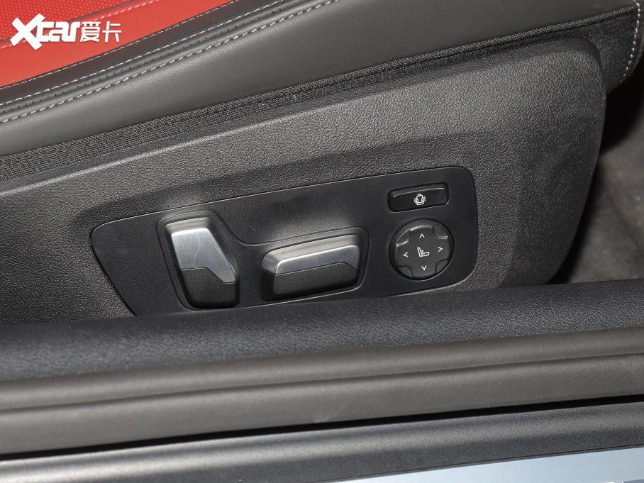 2021R8ϵ Ŀ 840i I܇ M\b