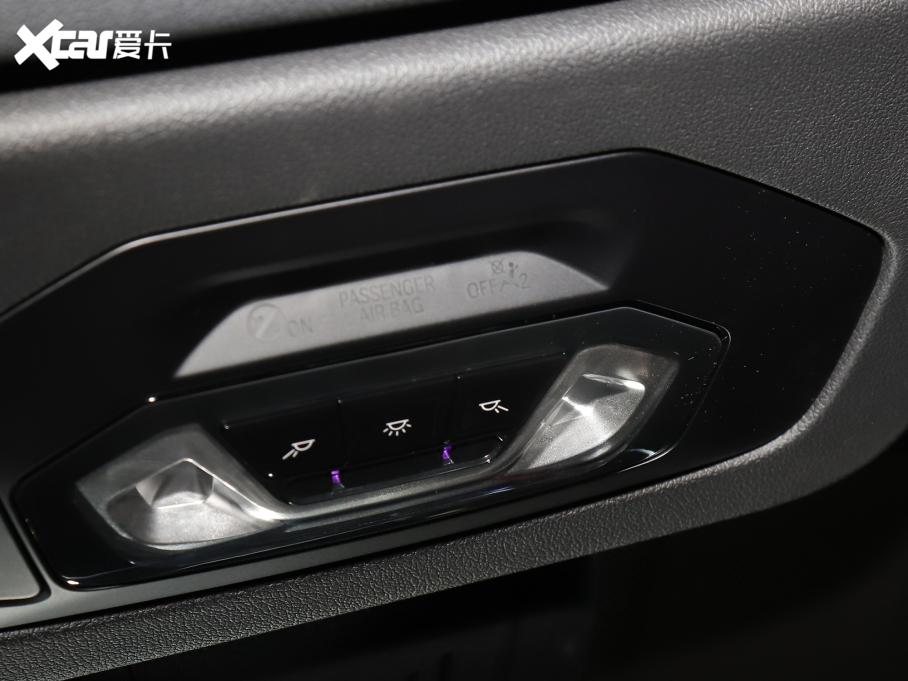 2021R8ϵ Ŀ 840i I܇ M\b