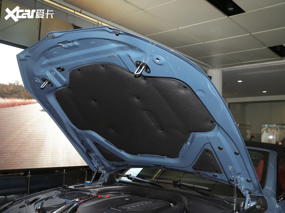 2021R8ϵ Ŀ 840i I܇ M\b