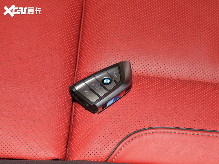 2021R8ϵ Ŀ 840i I܇ M\b