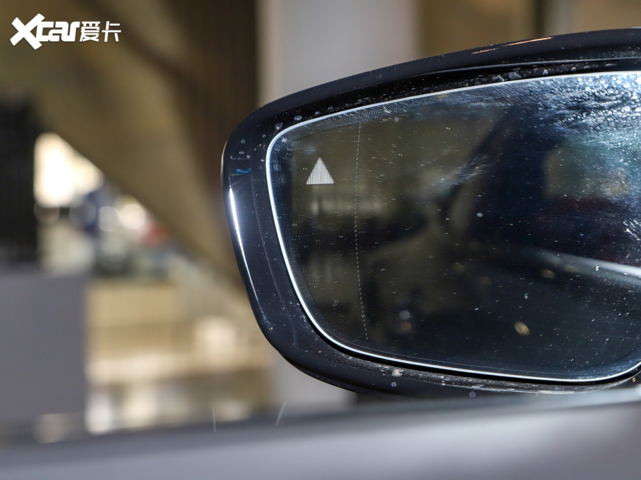 2021R8ϵ Ŀ 840i pTI܇ M\b