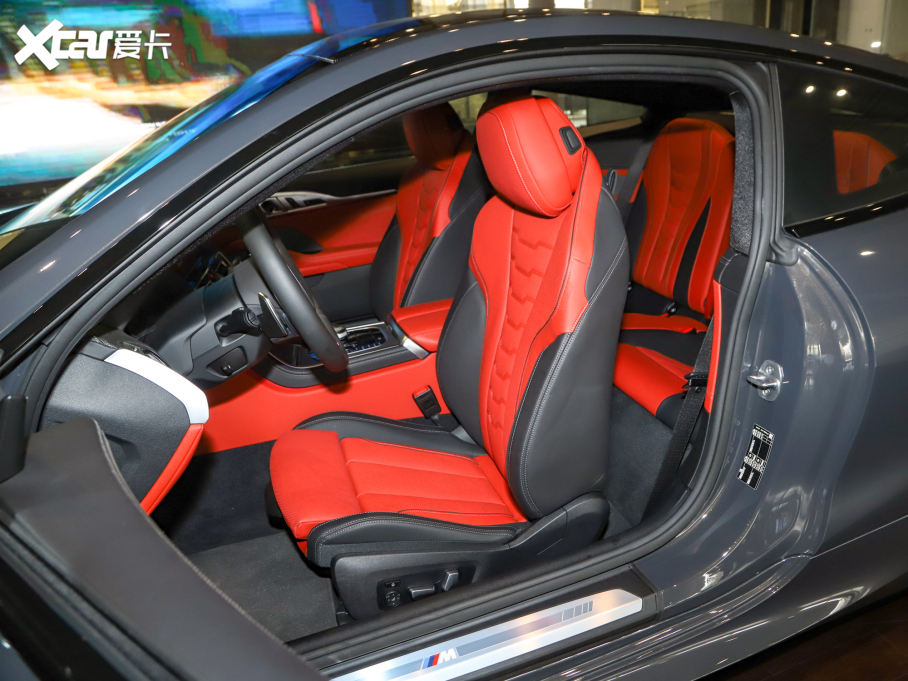 2021R8ϵ Ŀ 840i pTI܇ M\b