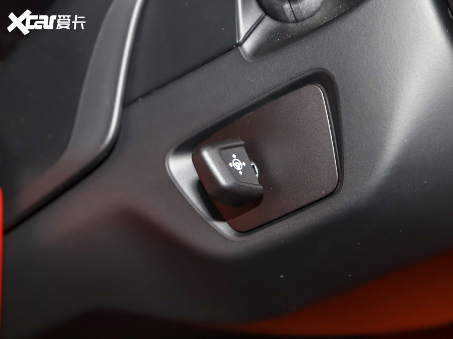 2021R8ϵ Ŀ 840i pTI܇ M\b