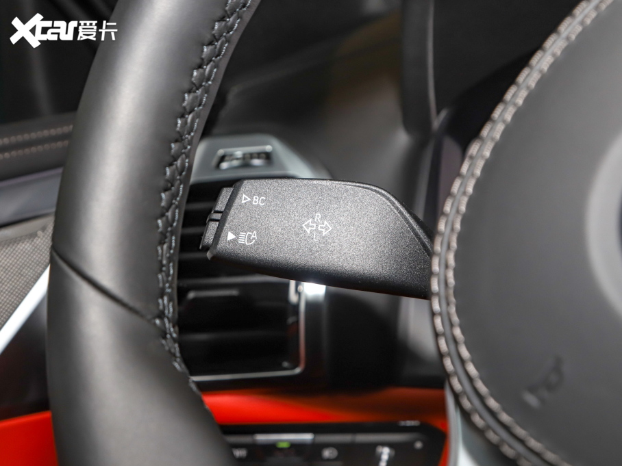 2021R8ϵ Ŀ 840i pTI܇ M\b