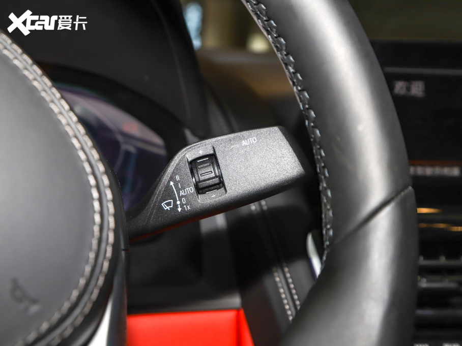 2021R8ϵ Ŀ 840i pTI܇ M\b