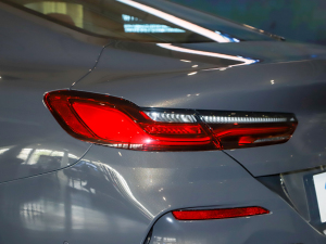 2021Ŀ 840i pTI܇ M\b β