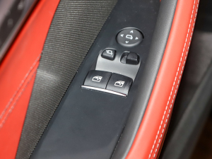 2021Ŀ 840i pTI܇ M\(yn)(dng)b {܇ƅ^(q)	