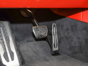 2021Ŀ 840i pTI܇ M\(yn)(dng)b п؅^(q)