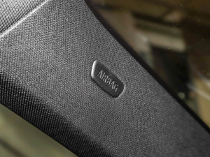 2021Ŀ 840i pTI܇ M\b п؅^