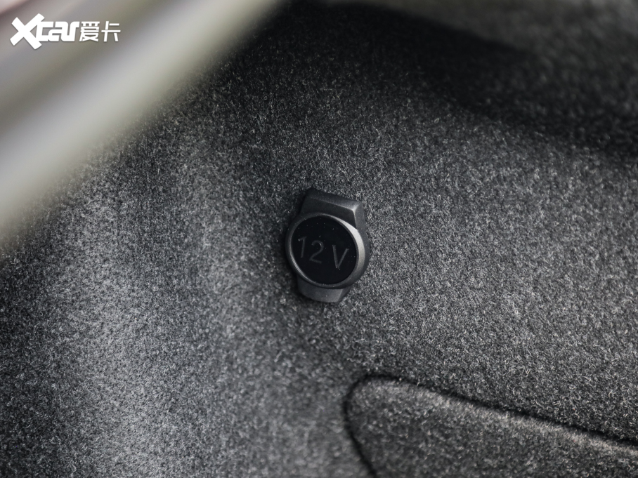 2022R2ϵpT 225i M\ҹb