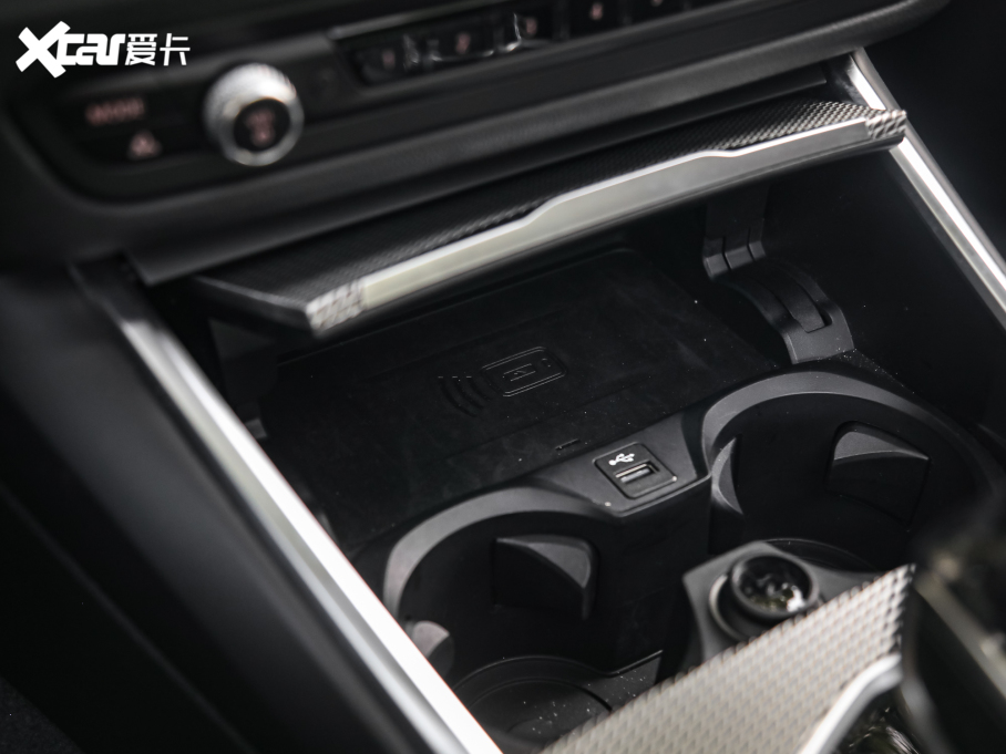 2022R2ϵpT 225i M\ҹb