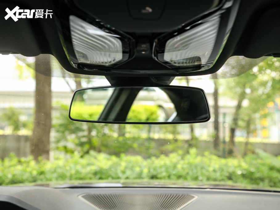 2022R2ϵpT 225i M\ҹb