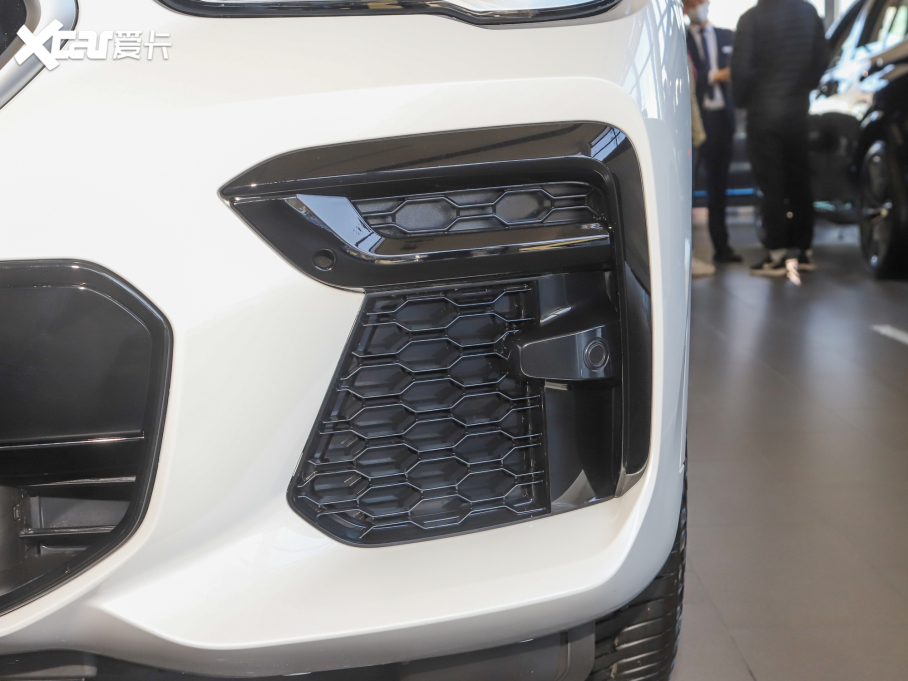 2022RX6 xDrive40i  M\b