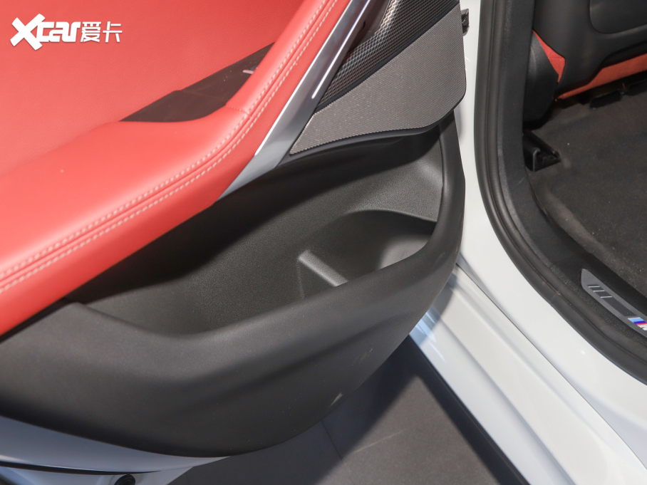 2022RX6 xDrive40i  M\b