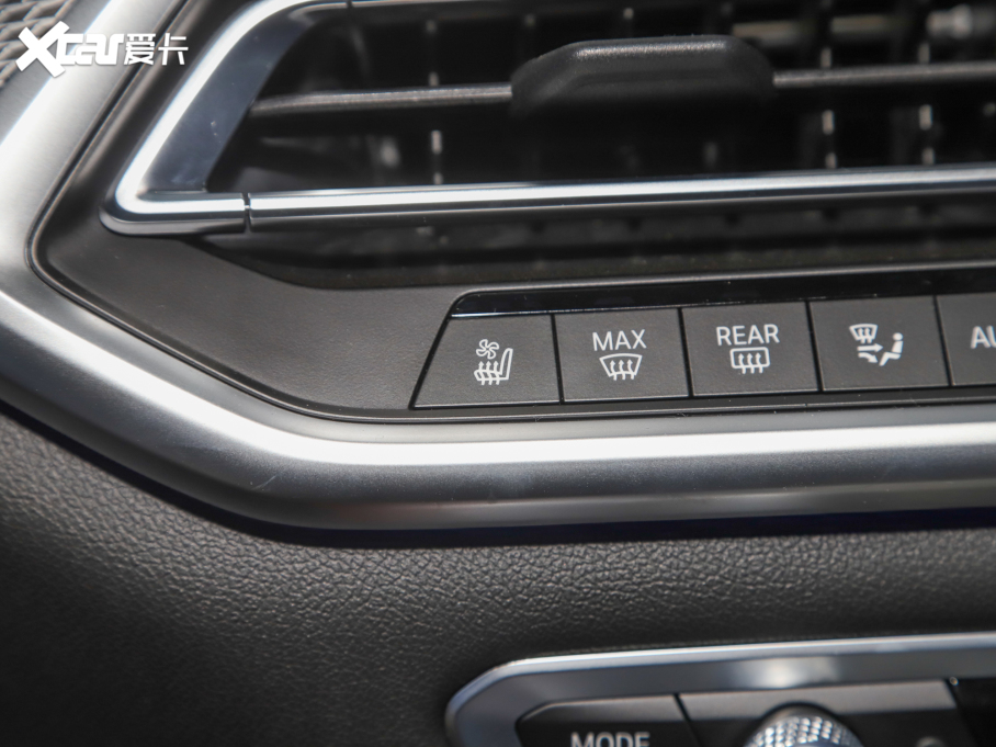 2022RX6 xDrive40i  M\b