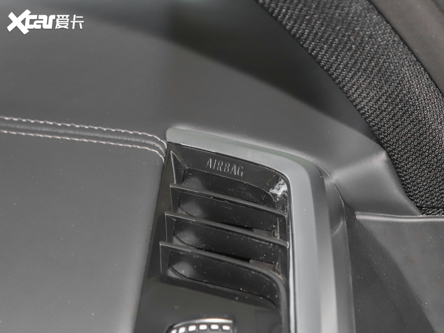 2022RX6 xDrive40i  M\b